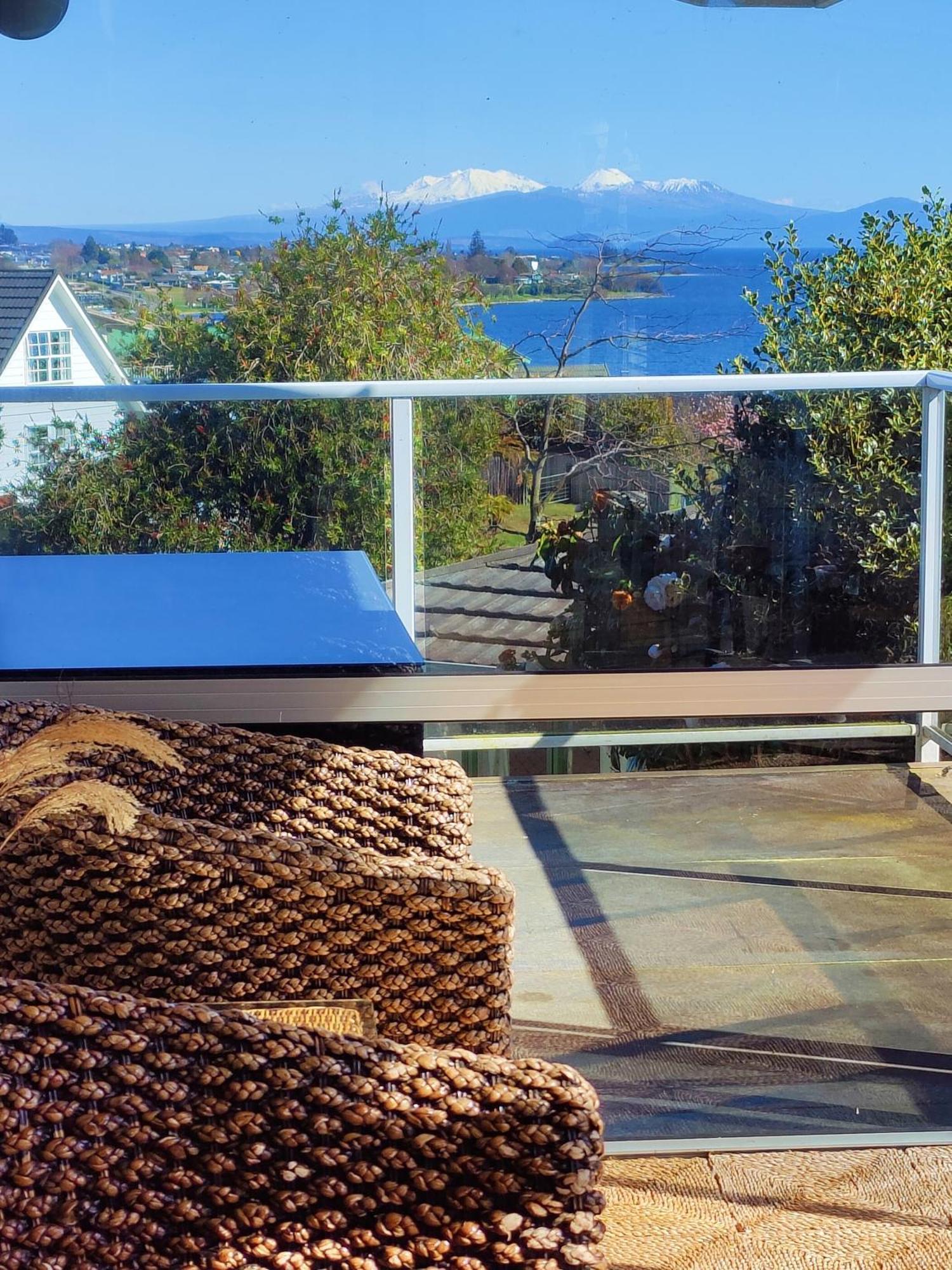 Delight In Birch-Lake View Holiday Home Lago Lago Taupo Exterior foto